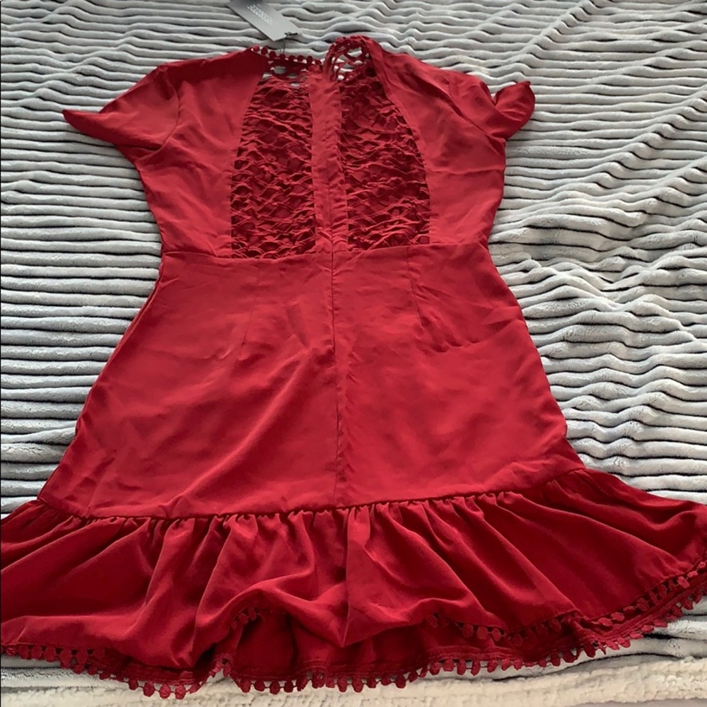 Red dress - Picture 2 of 4